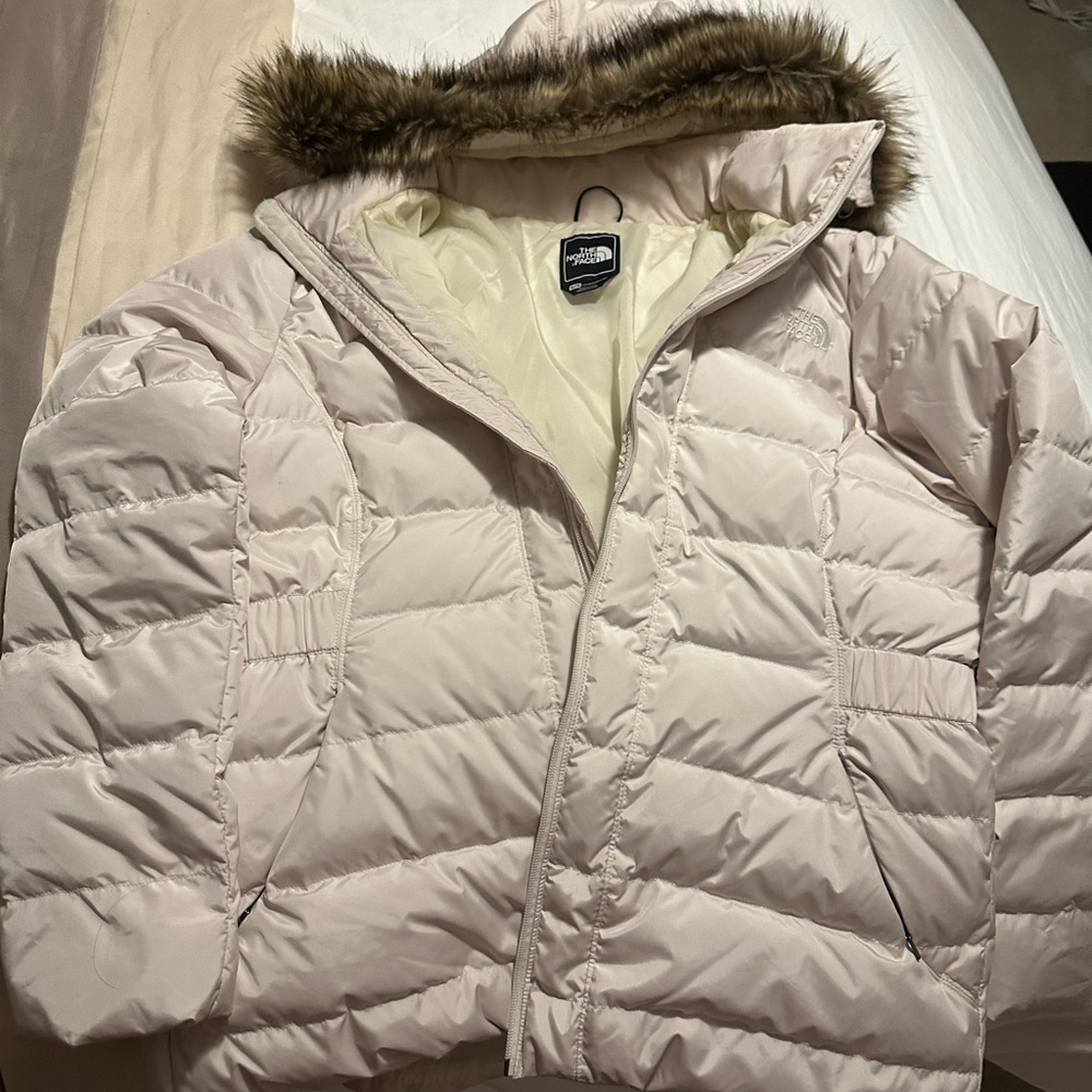 ( Like new )Women’s North face puffer jacket XL